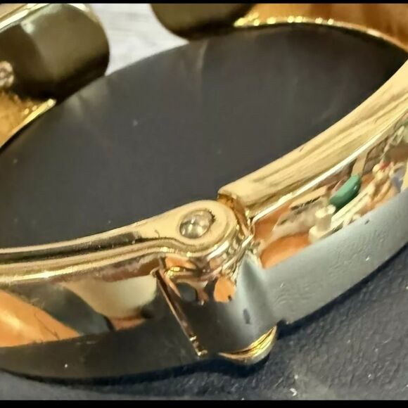 CABI Faux Tortise Shell G Inside diameter from side to side is 2 1/4" NWOT - Picture 4 of 6